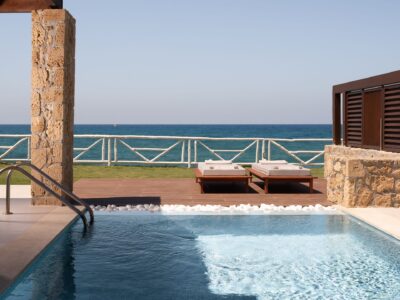 Ikarus_Beach_Resort_Spa_Luxury Suite sea front with private pool (5)